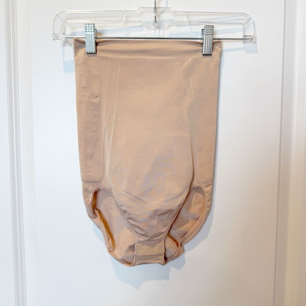 Spanx Womens OnCore High Waisted Briefs‎ Size Small Nude Sculpting Slimming